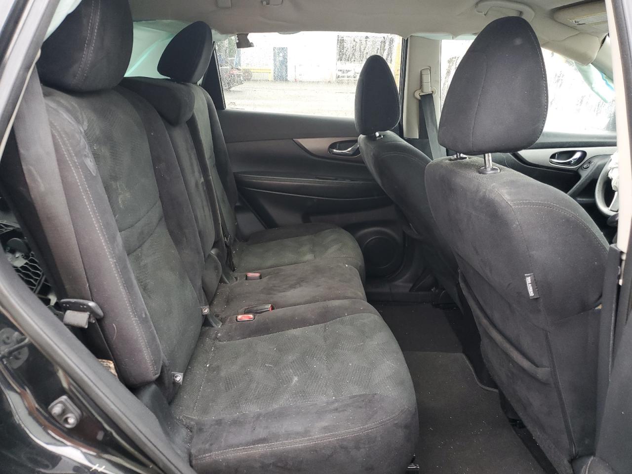 2016 Nissan Rogue - Image 11