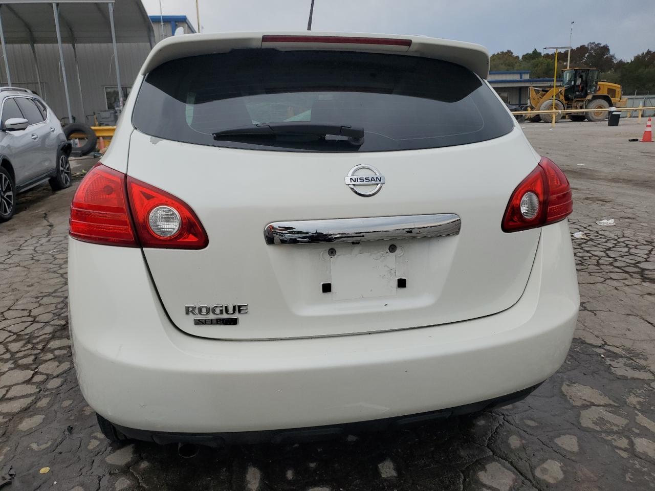 2015 Nissan Rogue Select S VIN: JN8AS5MTXFW150899 Lot: 73109104