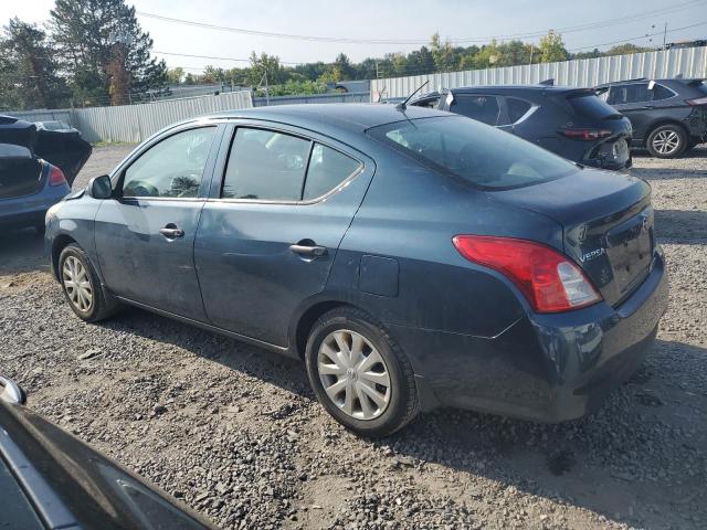 Седани NISSAN VERSA 2015 Синій