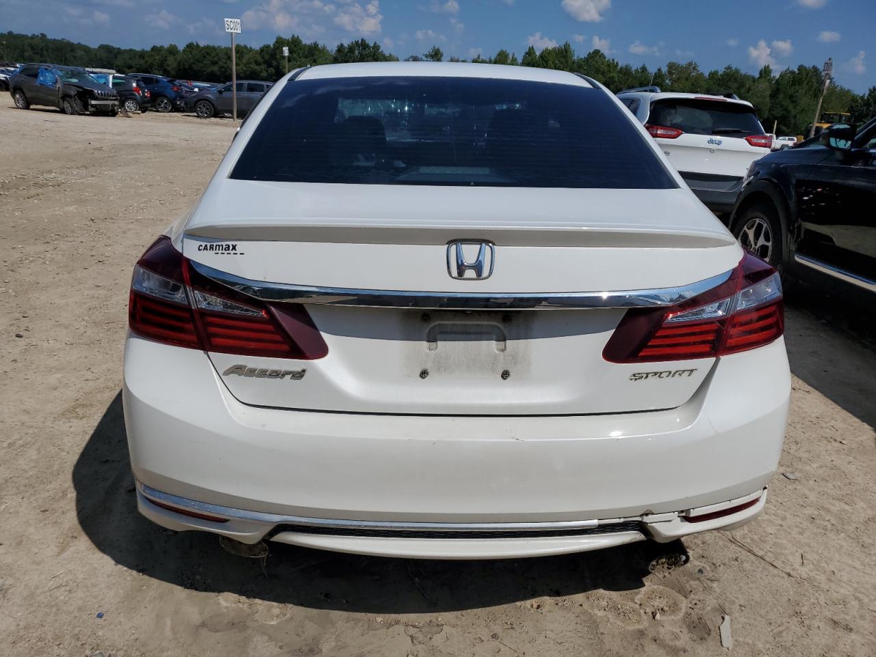 1HGCR2F52GA161425 2016 Honda Accord Sport