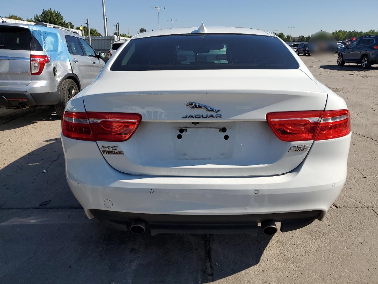 SAJAK4FX8KCP53076 2019 Jaguar Xe Prestige