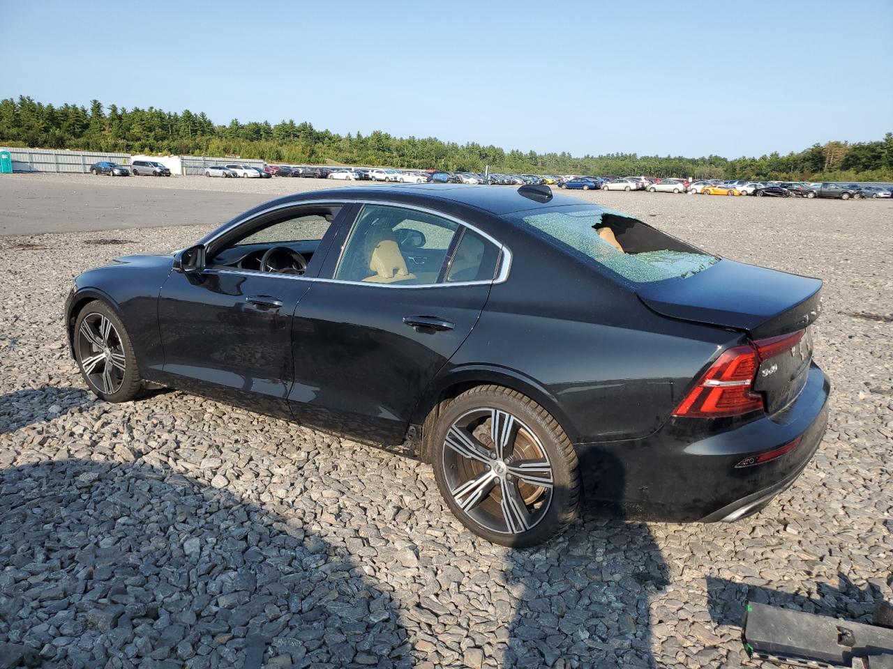 2019 Volvo S60 - Image 2