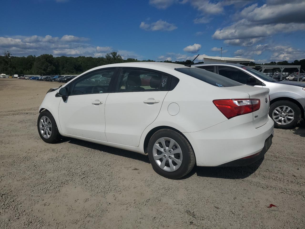 2016 Kia Rio - Image 2