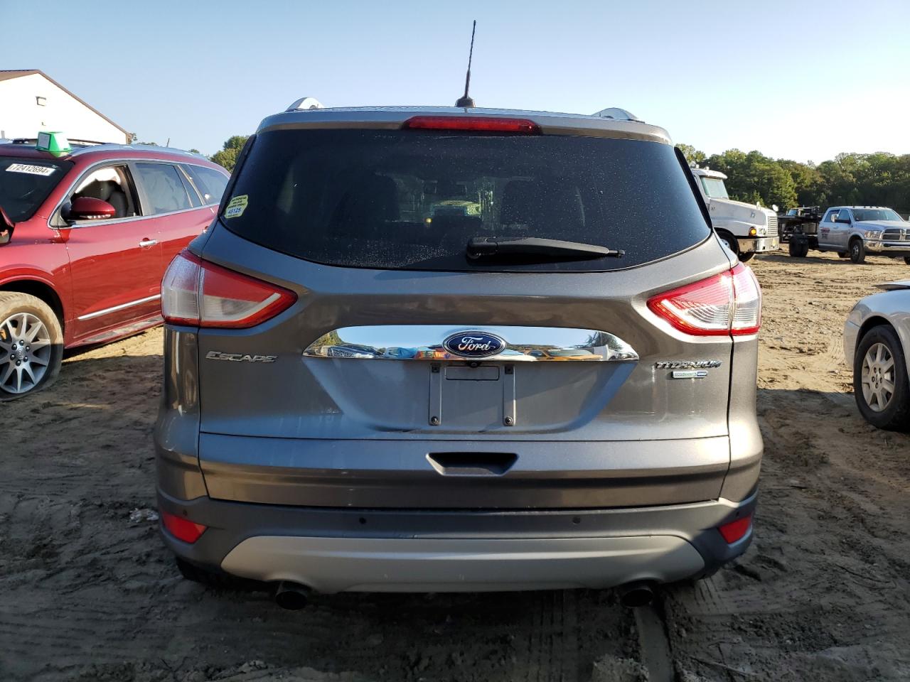 1FMCU9J96EUE54932 2014 Ford Escape Titanium