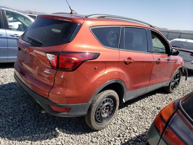  FORD ESCAPE 2019 Красный