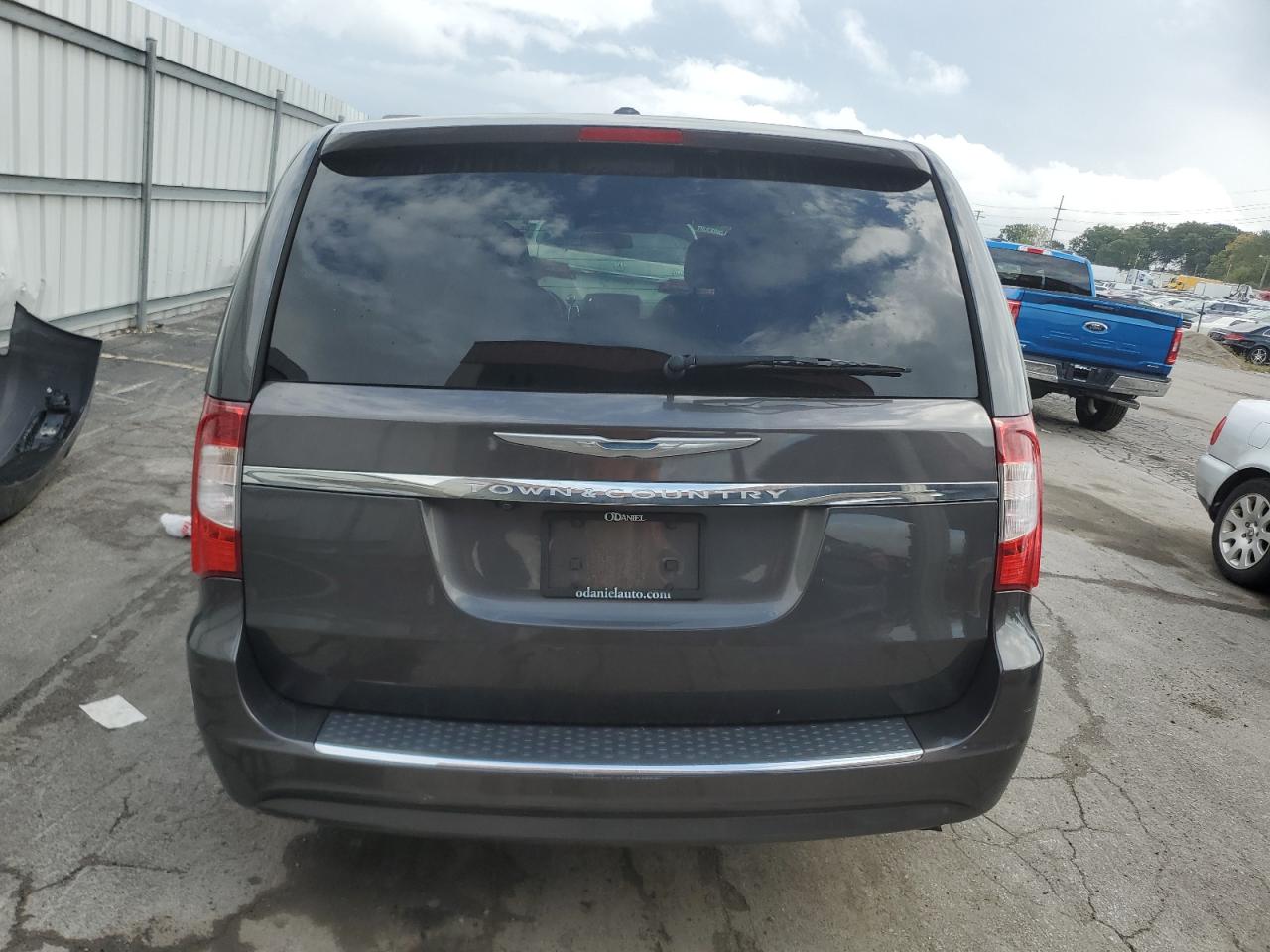 2C4RC1BG0GR208684 2016 Chrysler Town & Country Touring