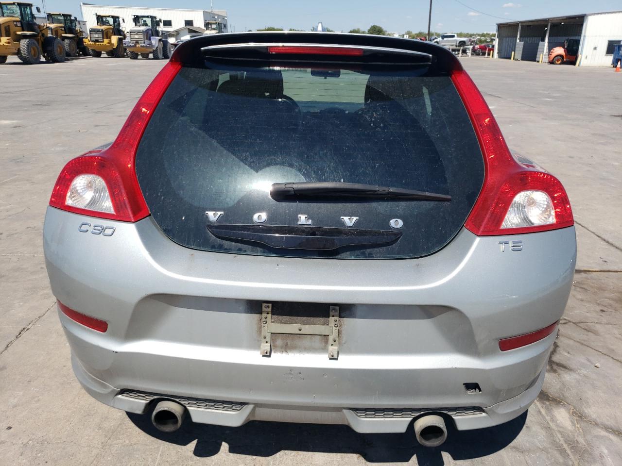 2011 Volvo C30 T5 VIN: YV1672MK0B2235304 Lot: 70749174