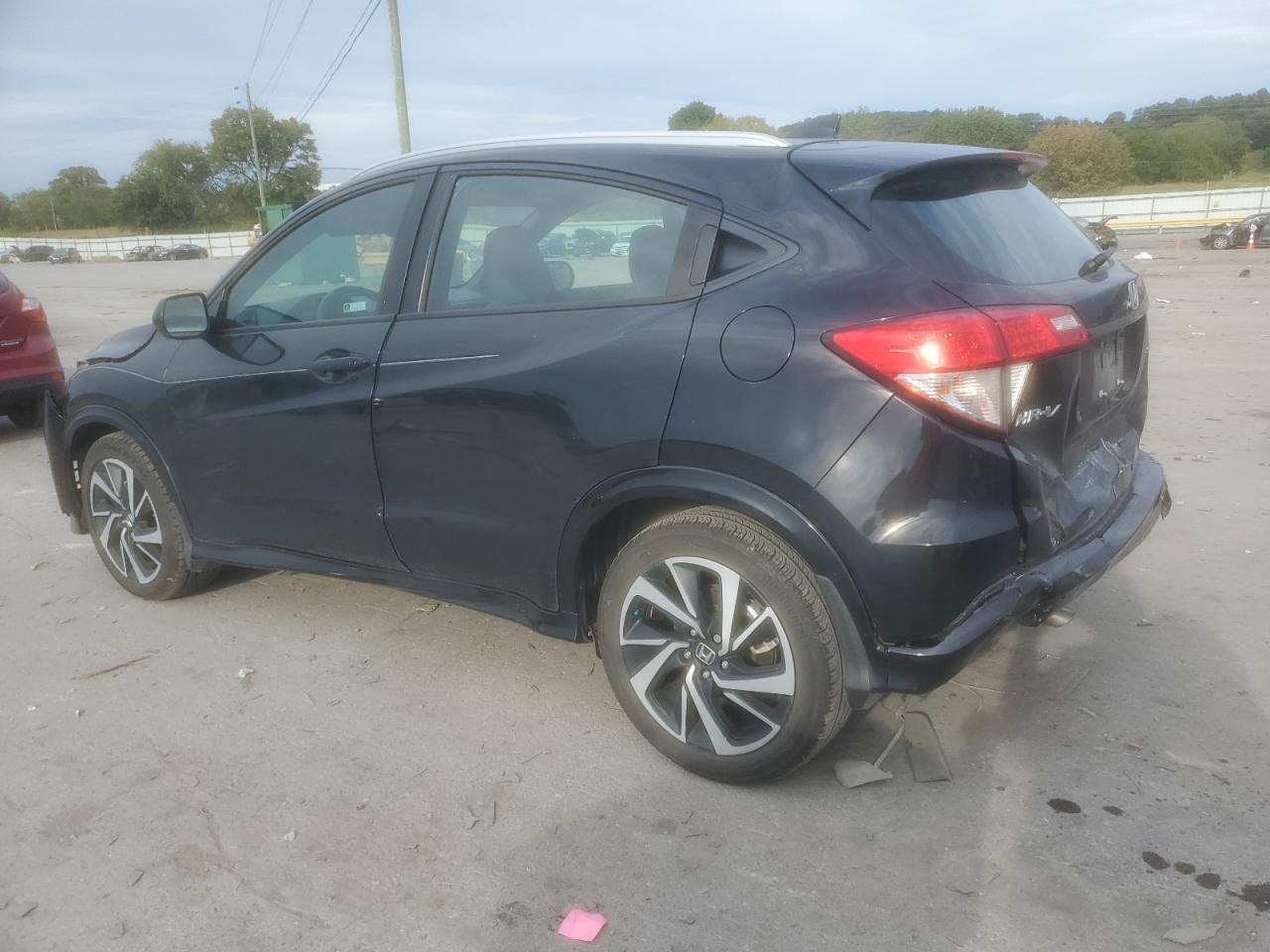 3CZRU5H13KG705941 2019 HONDA HR-V - Image 2