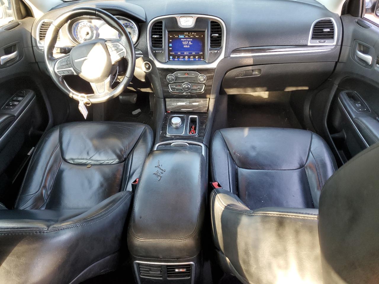 2015 Chrysler 300 Limited VIN: 2C3CCAAG5FH815504 Lot: 71188924