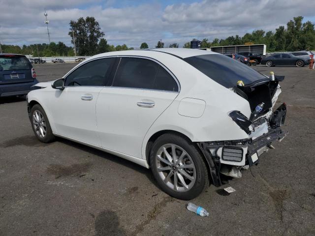  MERCEDES-BENZ A-CLASS 2019 Biały