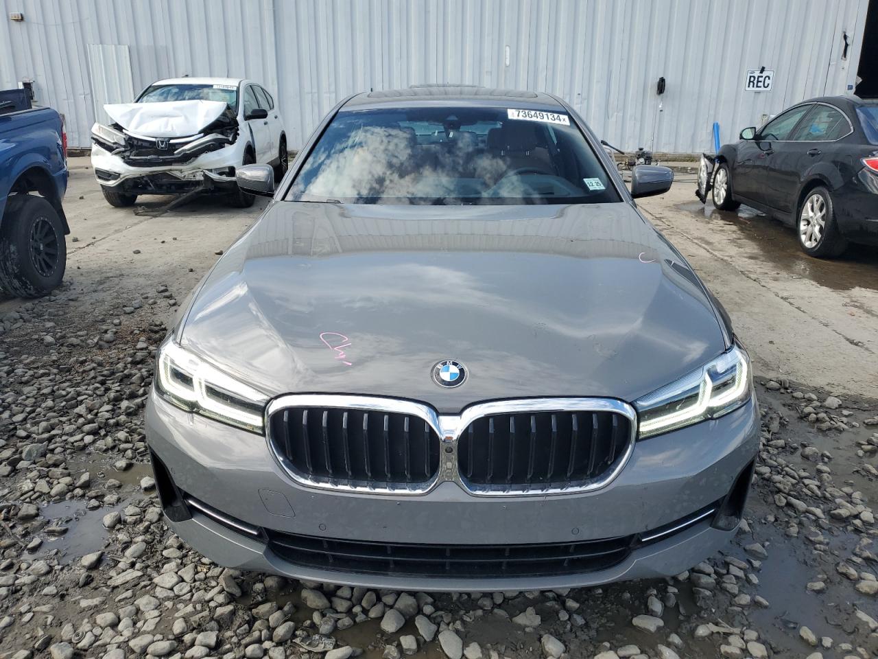 WBA73BJ08MCF96124 2021 BMW 540 Xi