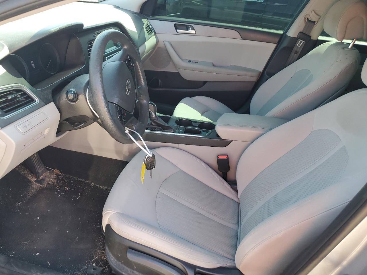 2017 Hyundai Sonata Se VIN: 5NPE24AF1HH568282 Lot: 71125404