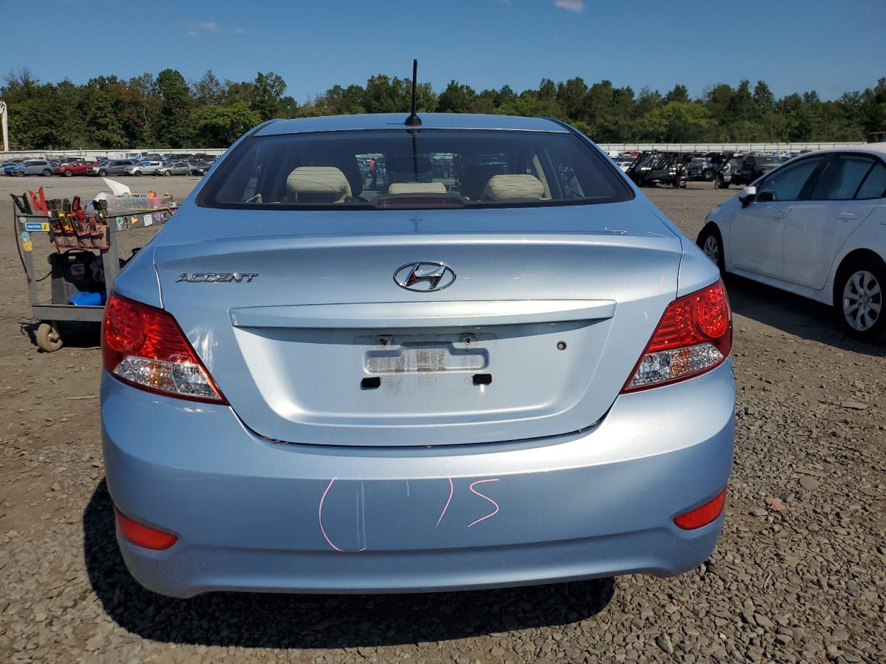 2013 Hyundai Accent Gls VIN: KMHCU4AE5DU319391 Lot: 69850114