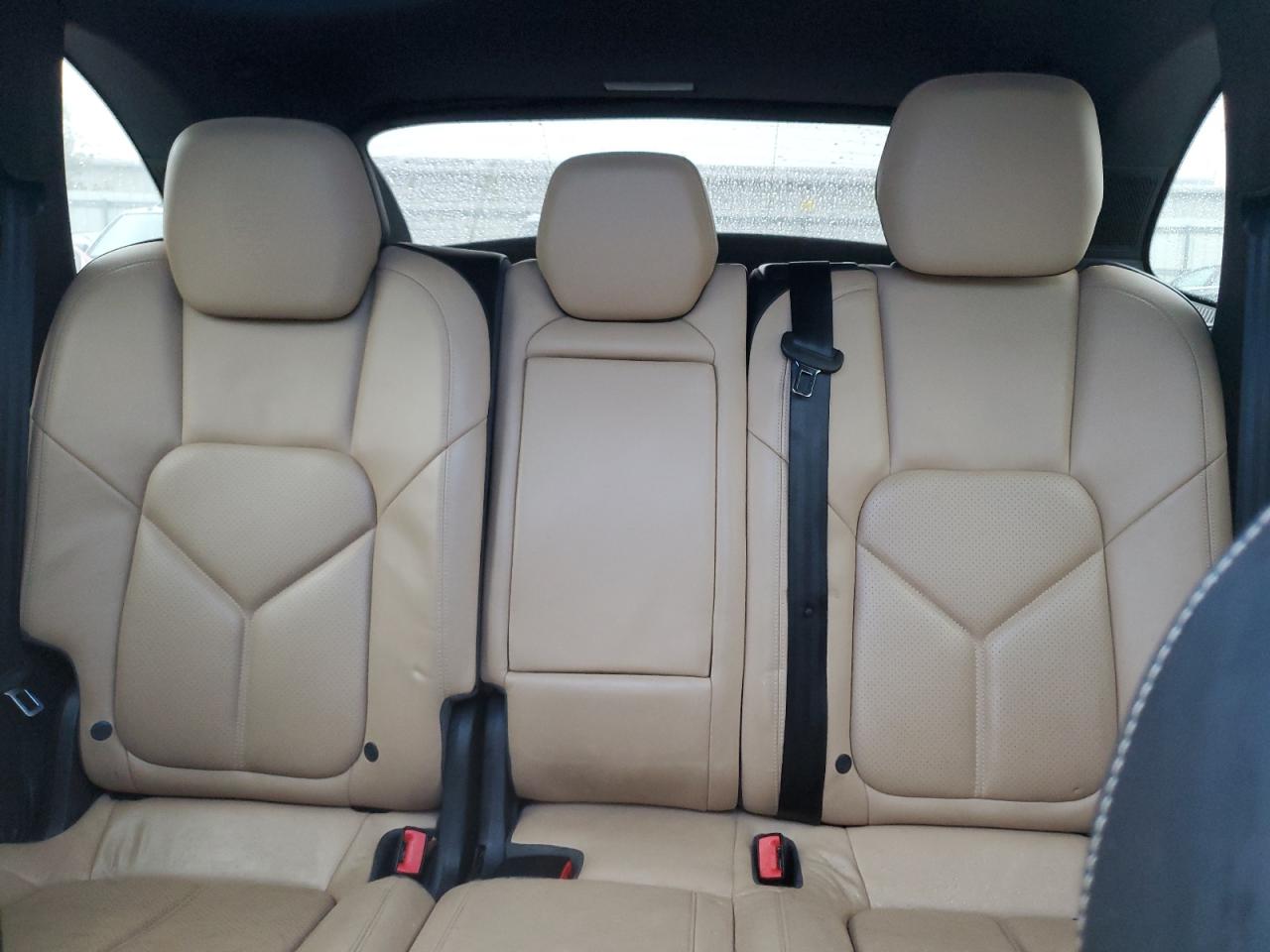 WP1AA2A28ELA95215 2014 Porsche Cayenne