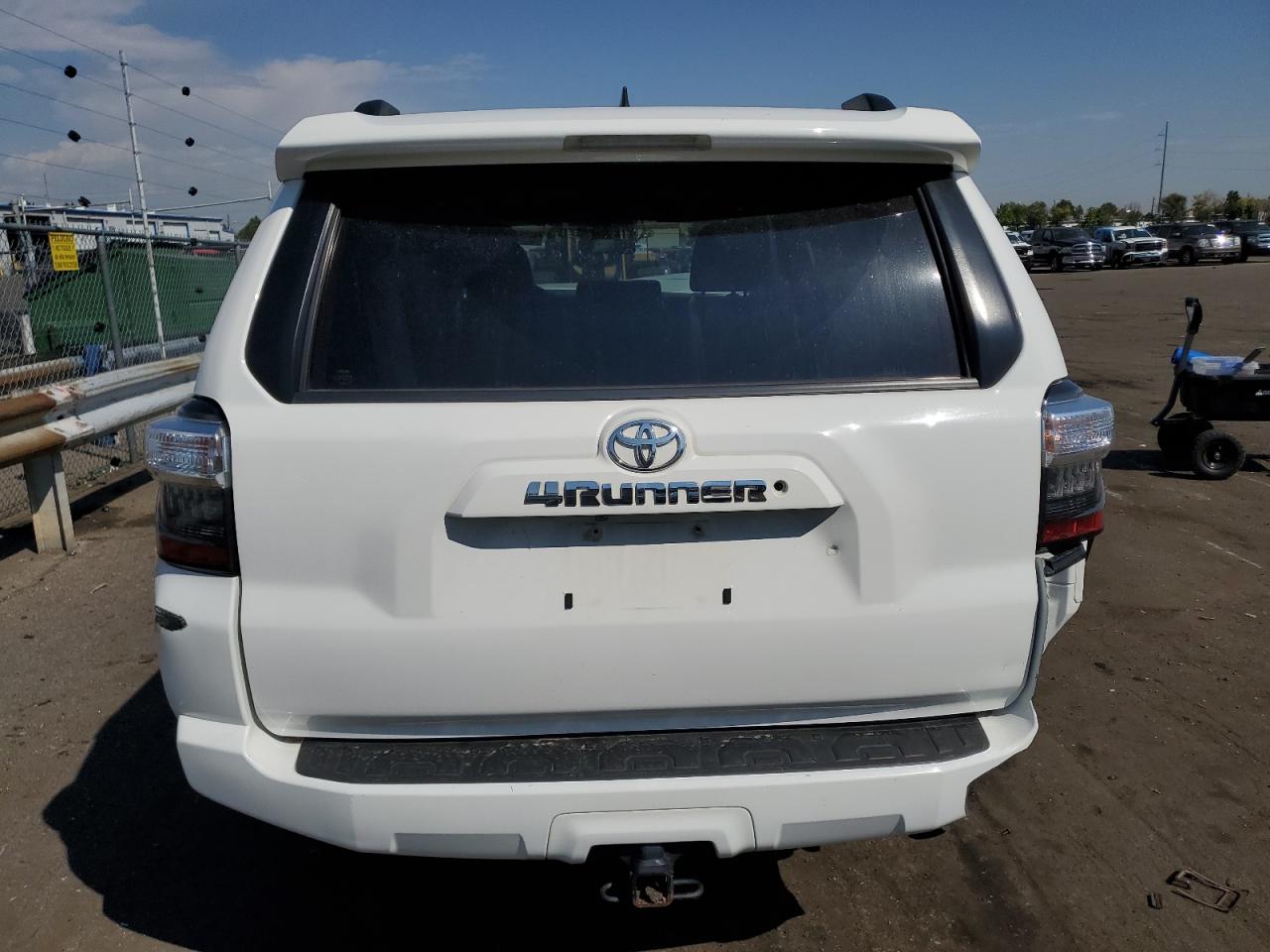 2019 Toyota 4Runner Sr5 VIN: JTEBU5JR8K5662739 Lot: 69887244