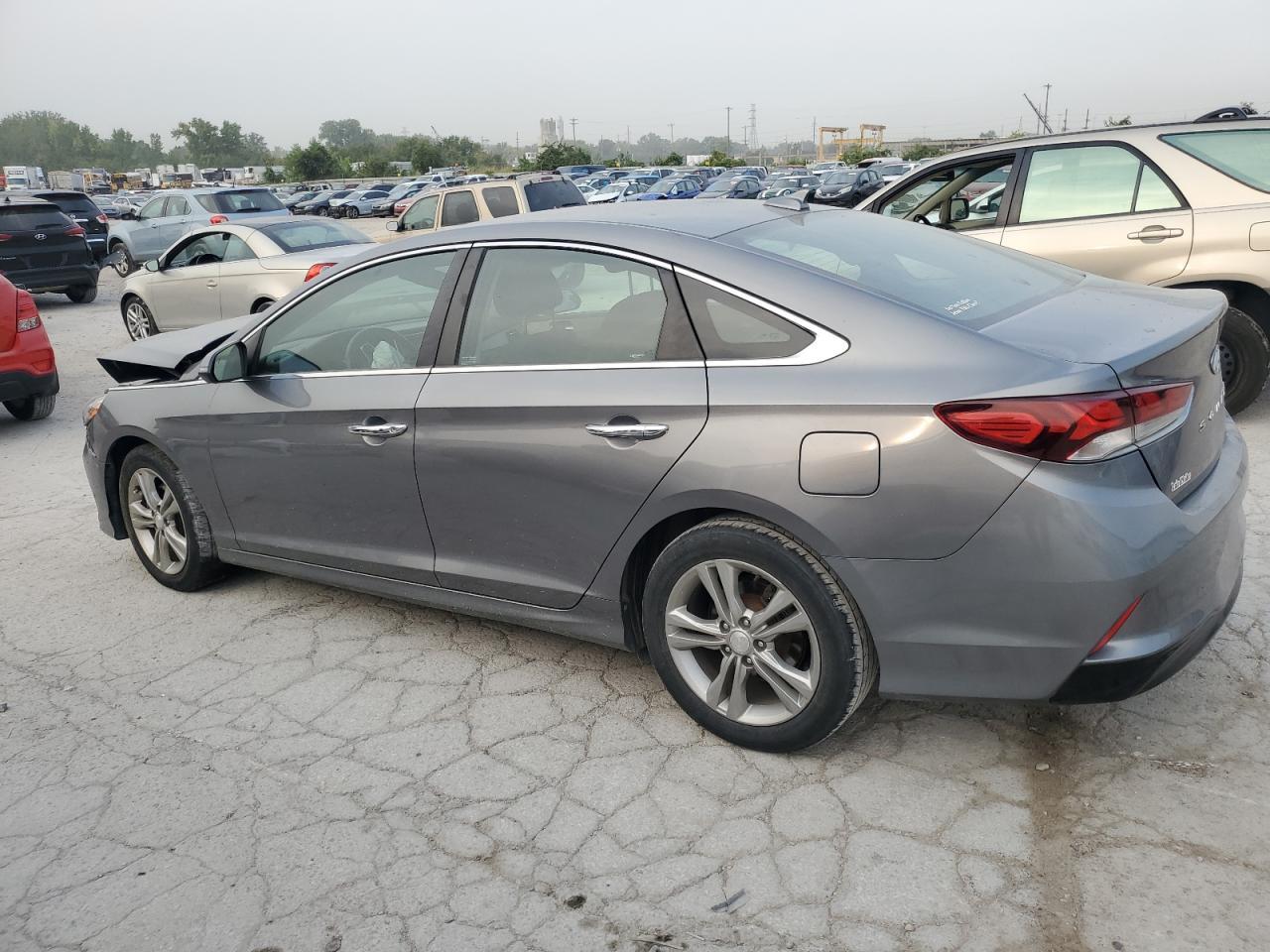 2018 Hyundai Sonata - Image 2
