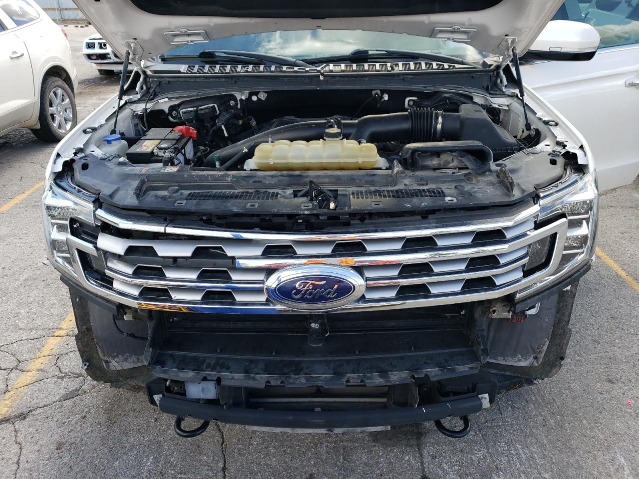 1FMJU2AT8JEA51808 2018 Ford Expedition Limited