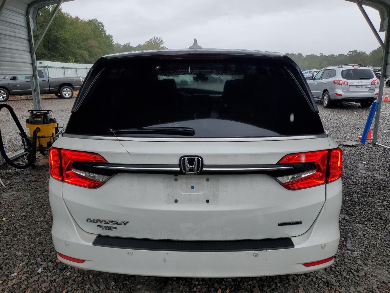 2021 Honda Odyssey Touring VIN: 5FNRL6H84MB041055 Lot: 72160964