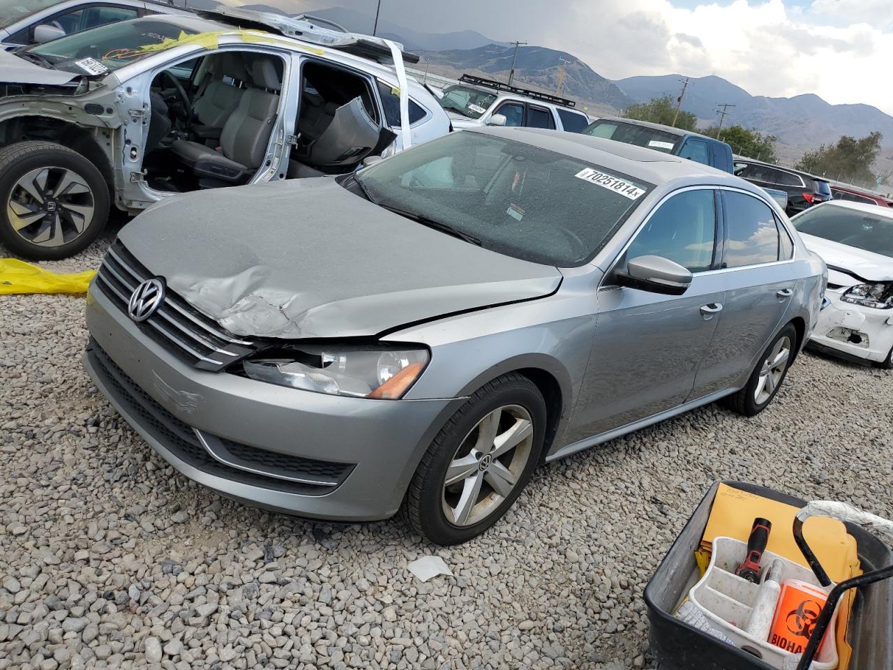 2013 Volkswagen Passat Se for Sale in Magna, UT - Front End