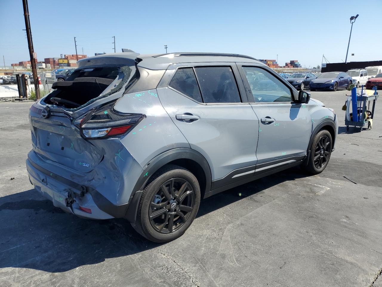 VIN 3N1CP5DV7PL553319 2023 NISSAN KICKS no.3