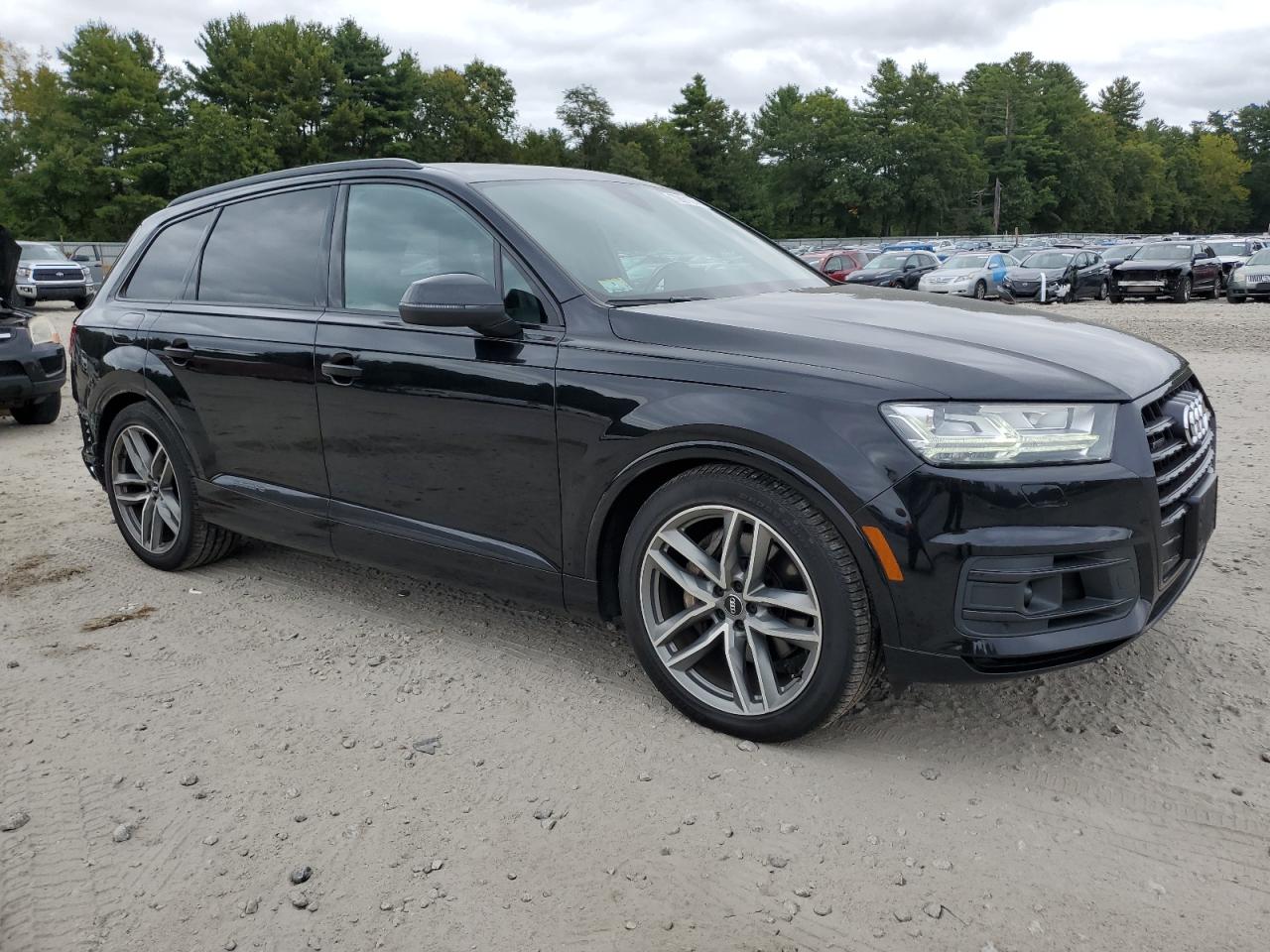 WA1VAAF75HD035192 2017 Audi Q7 Prestige