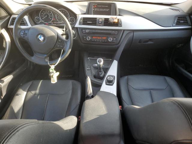  BMW 3 SERIES 2013 Червоний