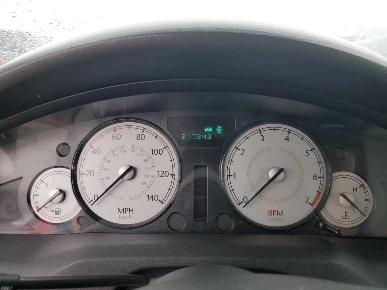 2006 Chrysler 300 - Image 9