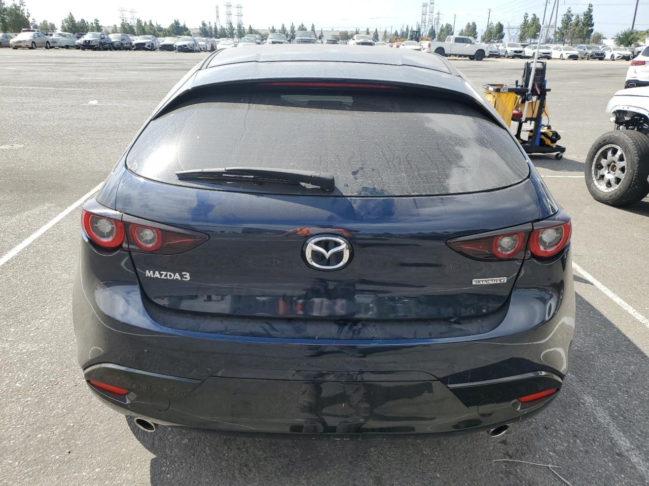 2023 Mazda 3 Preferred VIN: JM1BPALMXP1605723 Lot: 71814504