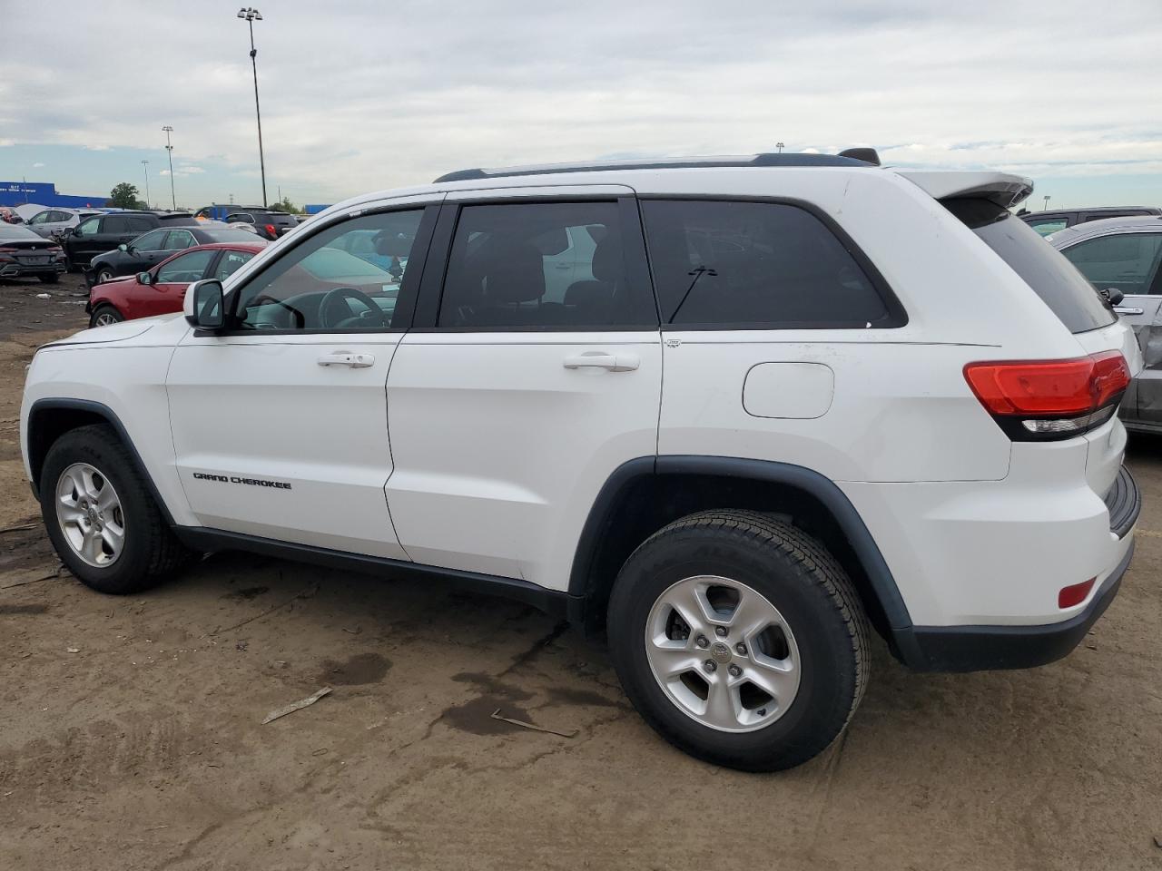 2014 Jeep Grand Cherokee - Image 2