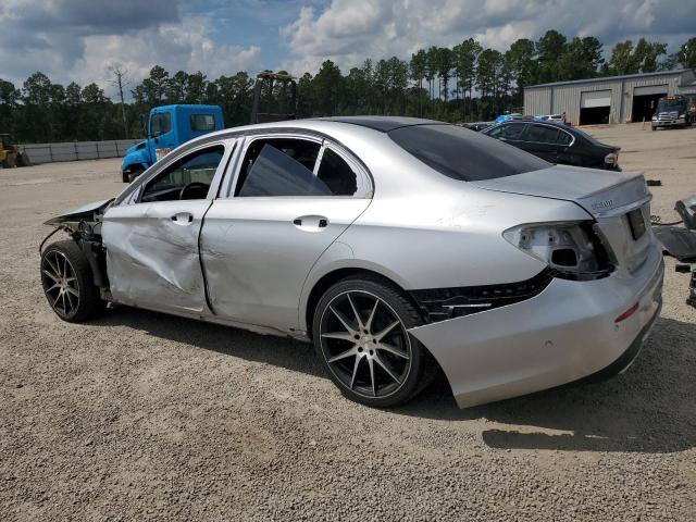  MERCEDES-BENZ E-CLASS 2018 Srebrny