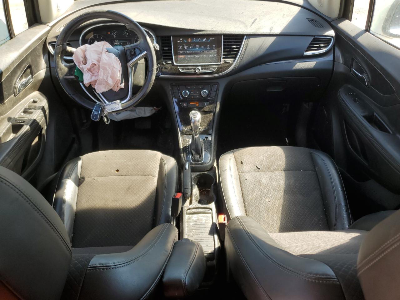 KL4CJASB1JB633072 2018 Buick Encore Preferred