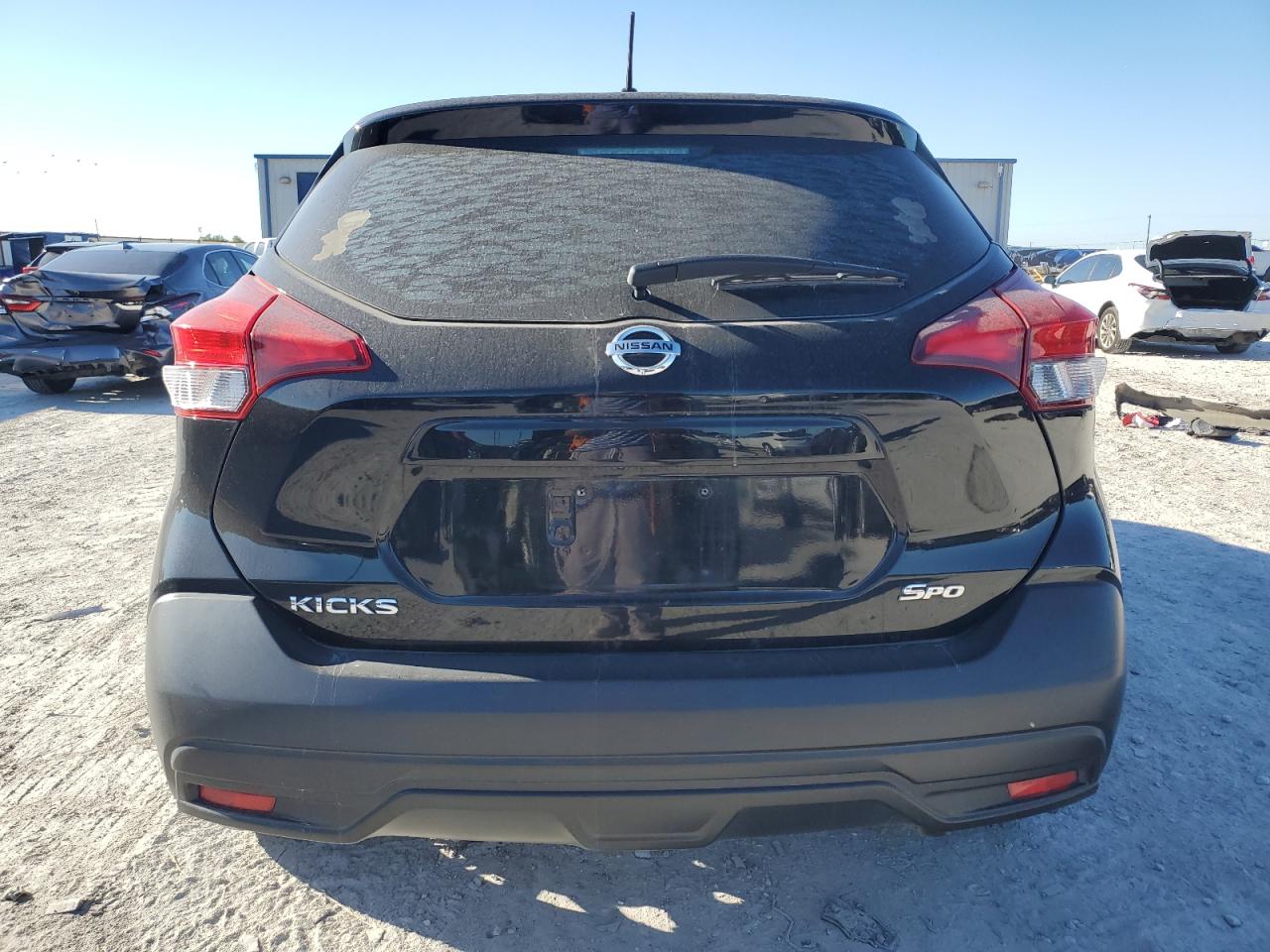 2019 Nissan Kicks S VIN: 3N1CP5CU7KL499683 Lot: 72932214