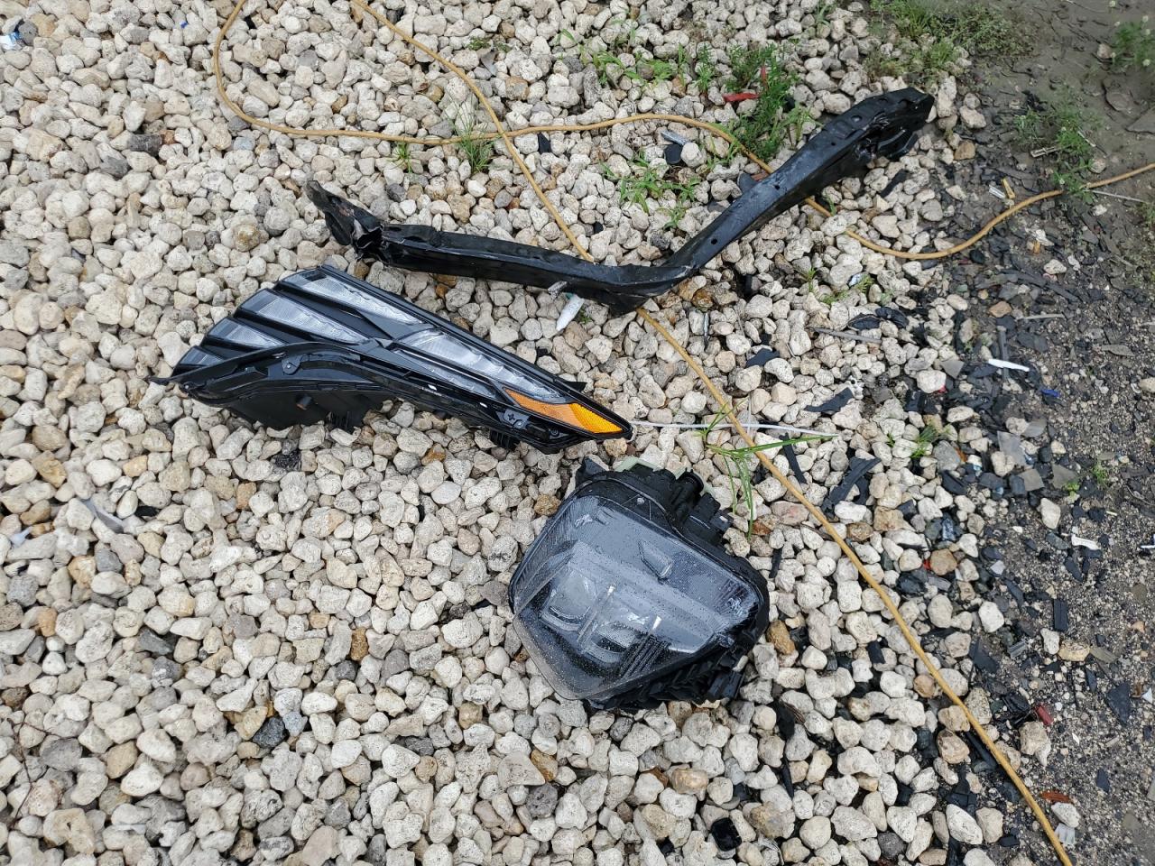 2015 Toyota Corolla L VIN: 5YFBURHE6FP271967 Lot: 71168584