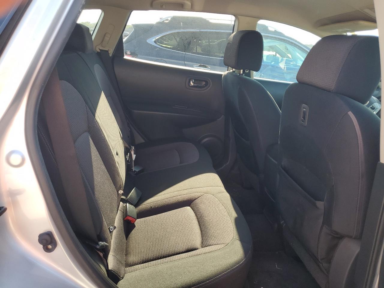 2009 Nissan Rogue - Image 11