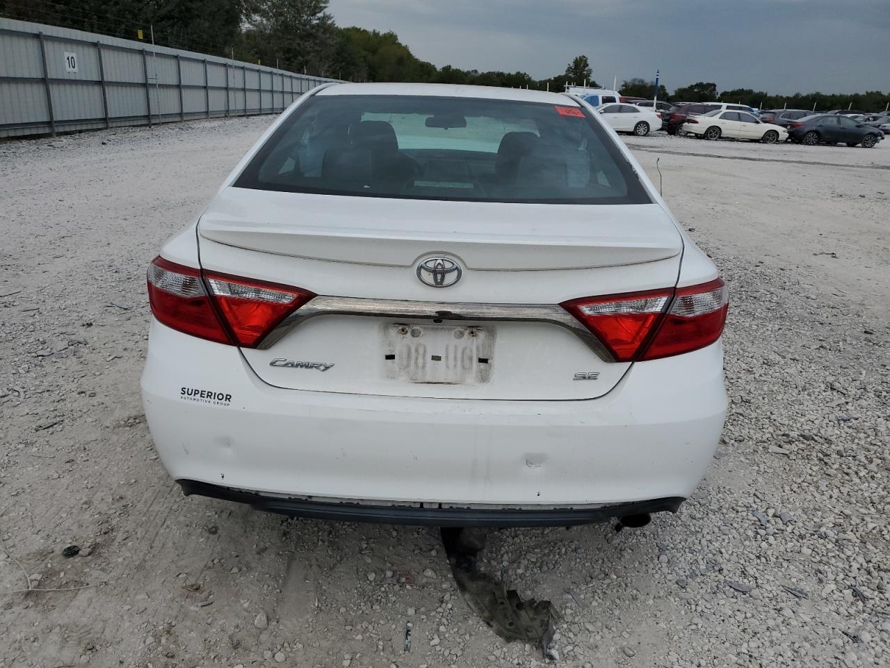 2015 Toyota Camry Le VIN: 4T1BF1FK2FU930968 Lot: 72568094