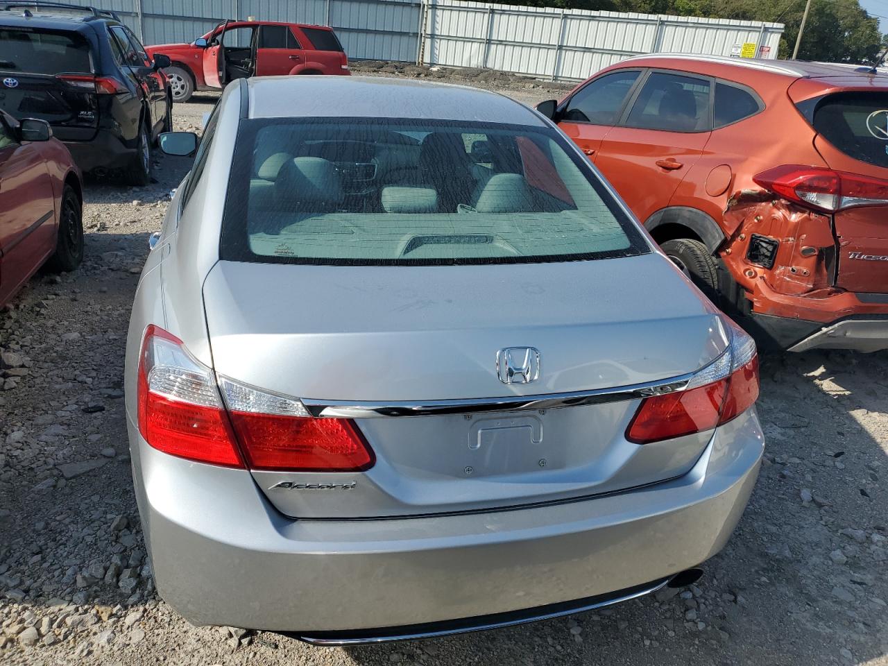 1HGCR2F3XFA142909 2015 Honda Accord Lx