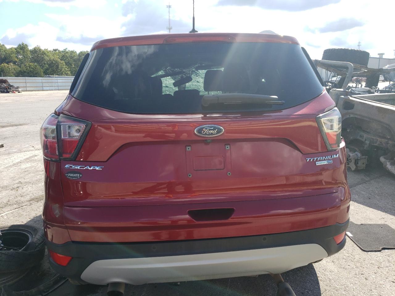 1FMCU9J90HUB15006 2017 Ford Escape Titanium