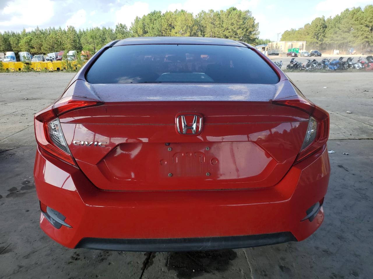 2018 Honda Civic Lx VIN: 2HGFC2F58JH556989 Lot: 72966124