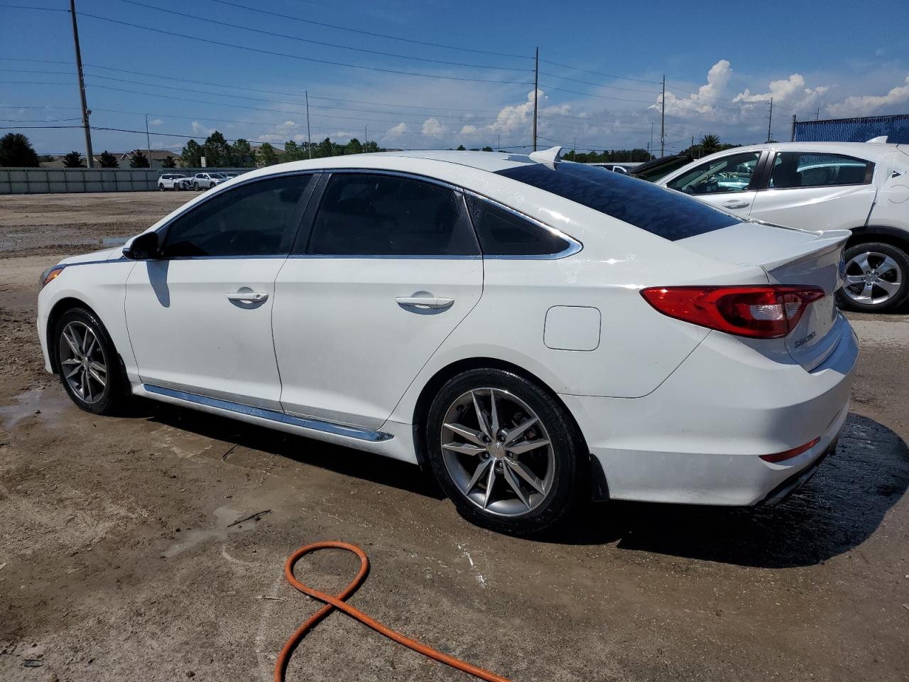 5NPE34AB3HH494566 2017 HYUNDAI SONATA - Image 2