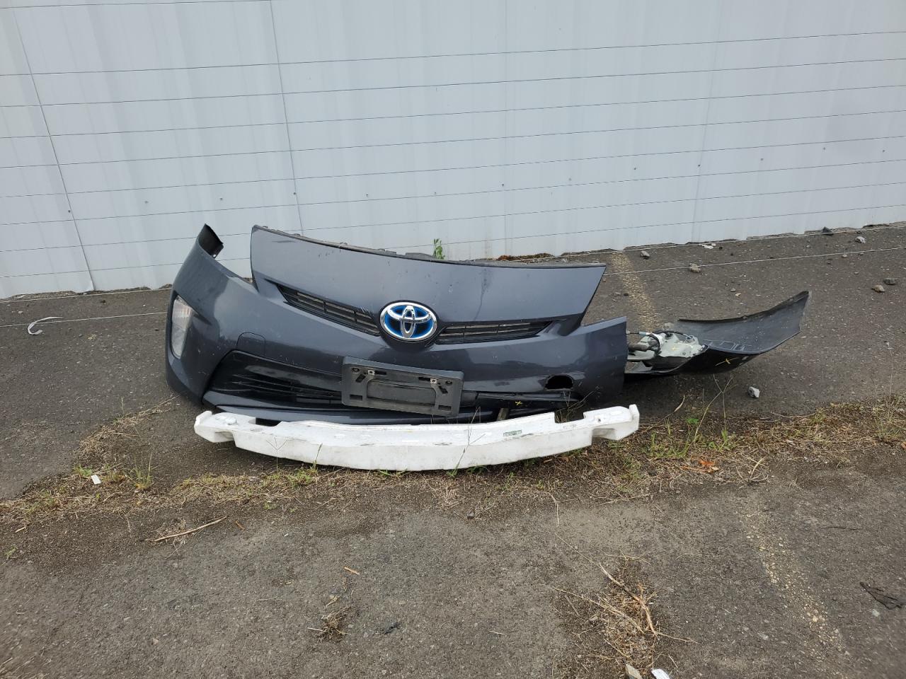 2012 Toyota Prius - Image 12
