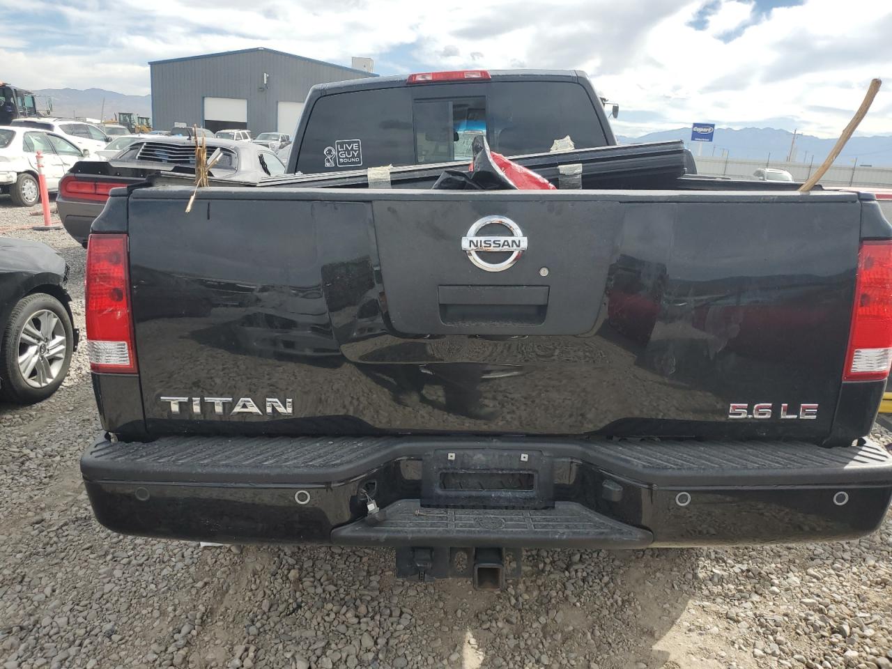 1N6AA0CC7BN317414 2011 Nissan Titan S