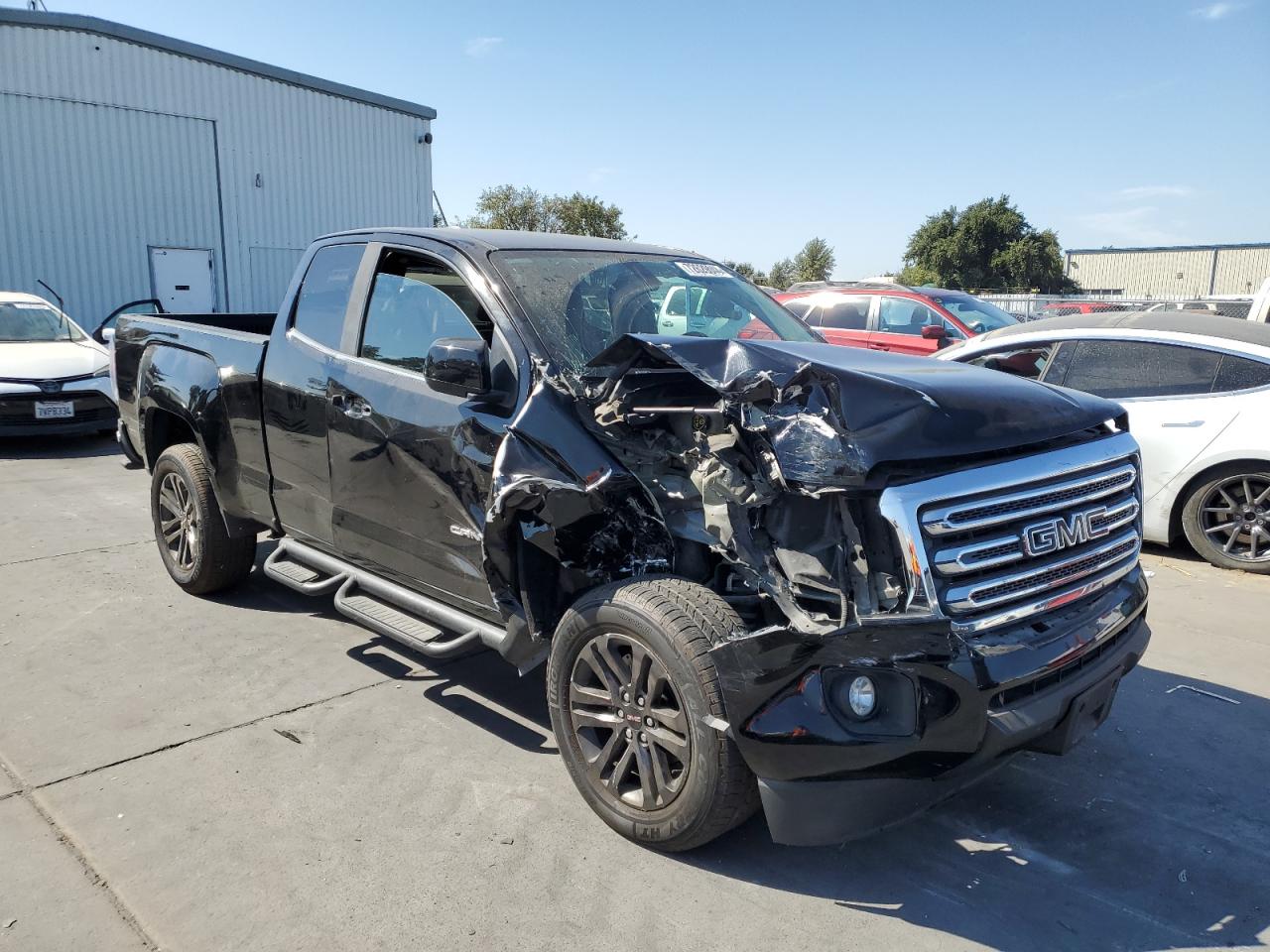 VIN 1GTH5CEN9J1209338 2018 GMC CANYON no.4