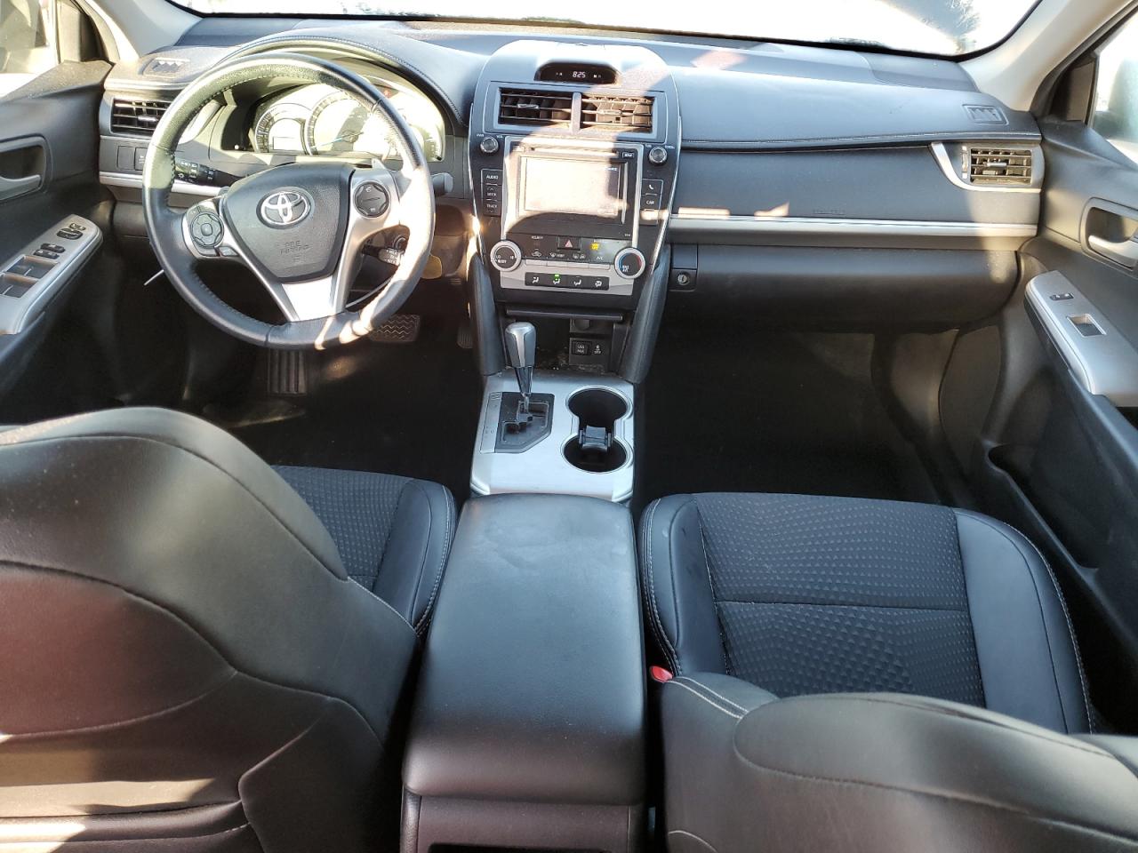 2012 Toyota Camry - Image 8