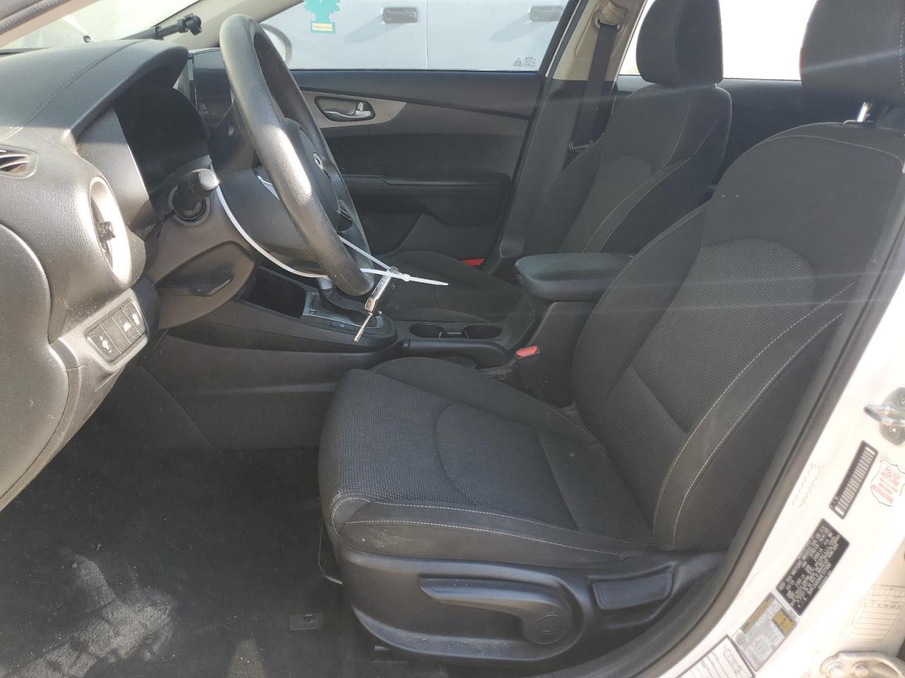 3KPF24AD4KE107480 2019 Kia Forte Fe