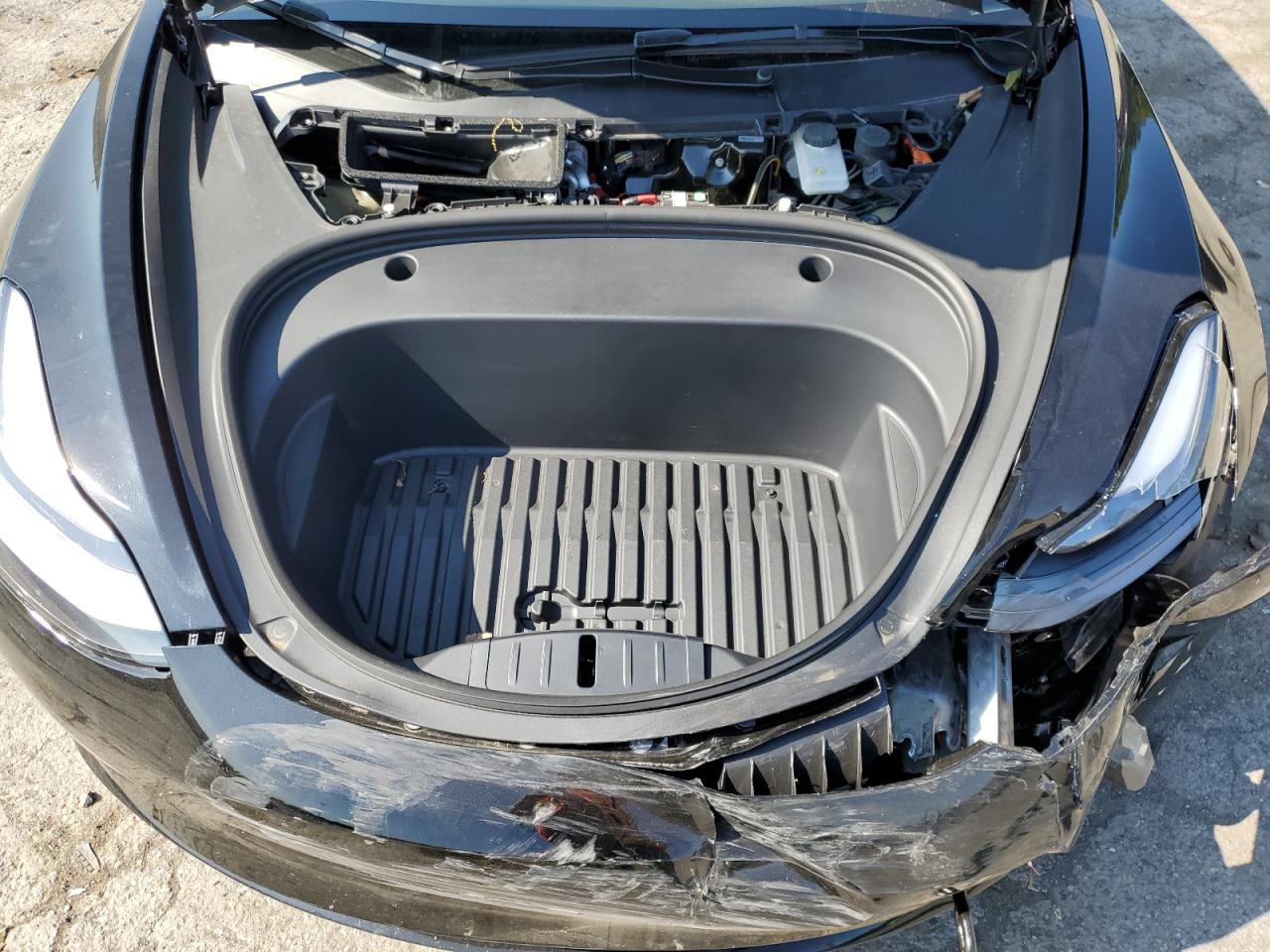 5YJ3E1EA7PF677628 2023 Tesla Model 3