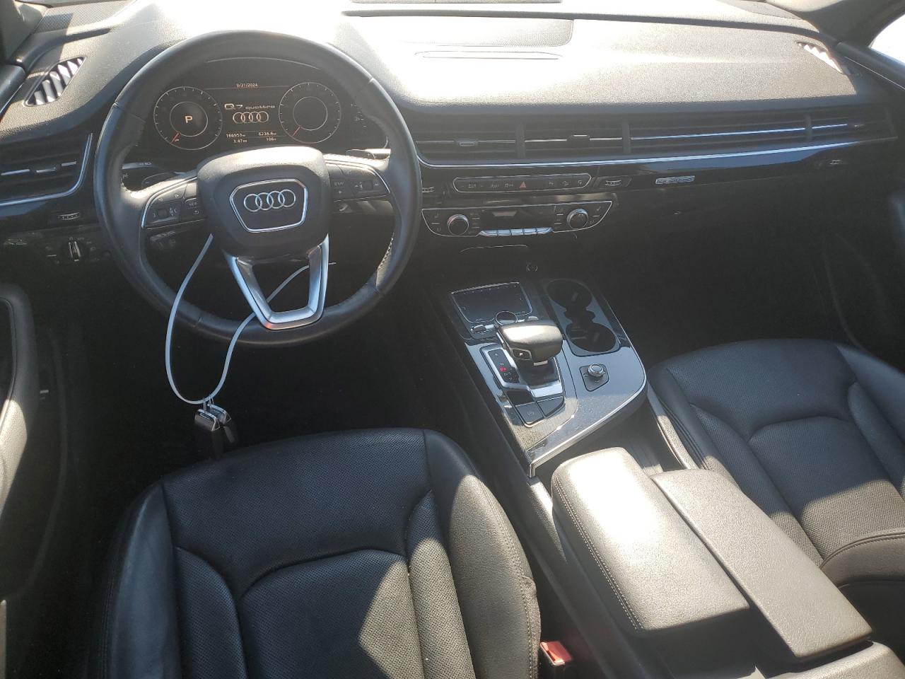 WA1LAAF72HD018051 2017 Audi Q7 Premium Plus