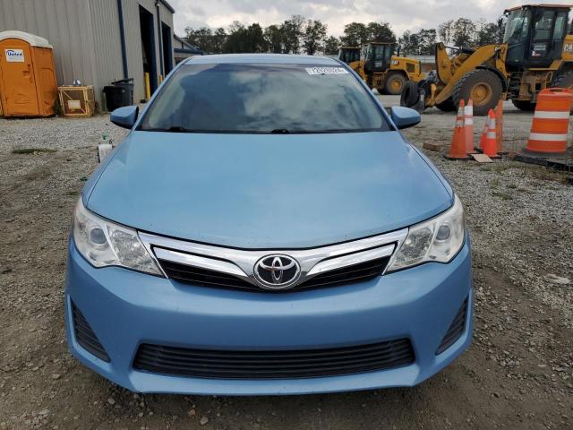 Sedans TOYOTA CAMRY 2012 Granatowy