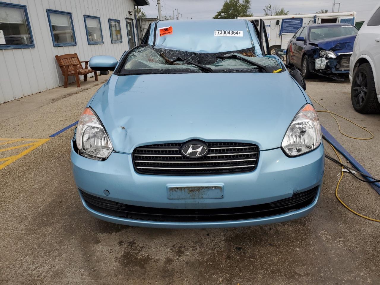 2010 Hyundai Accent - Image 5