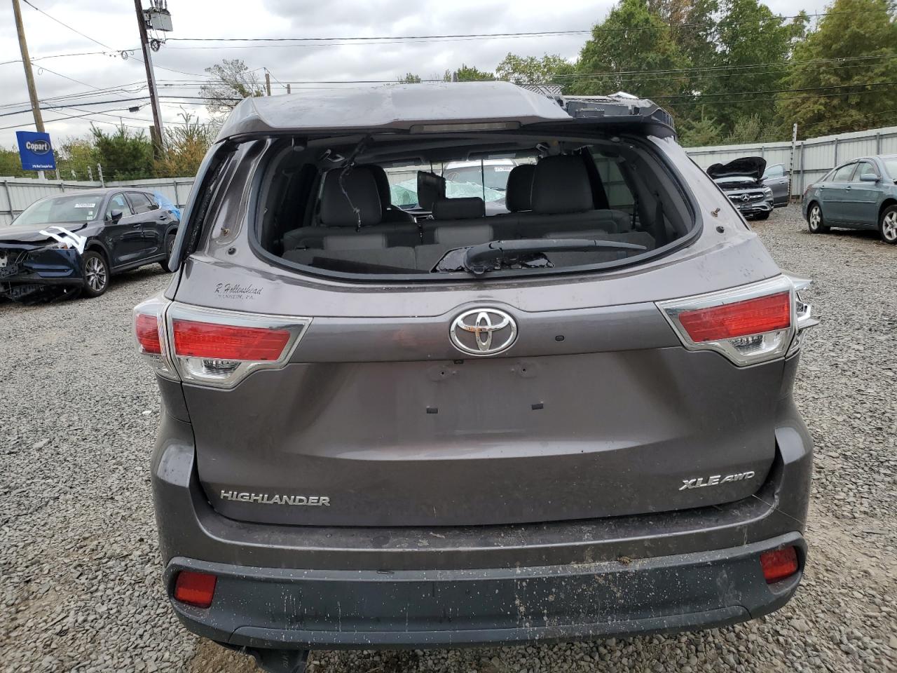 5TDJKRFHXGS324287 2016 Toyota Highlander Xle