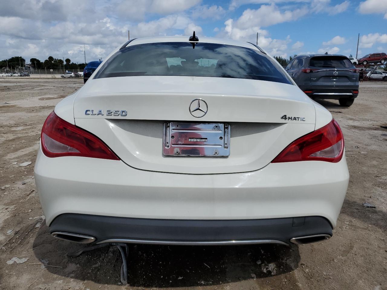 WDDSJ4GB3JN598387 2018 Mercedes-Benz Cla 250 4Matic